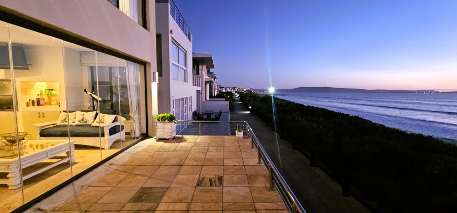 5 Bedroom Property for Sale in Calypso Beach Western Cape